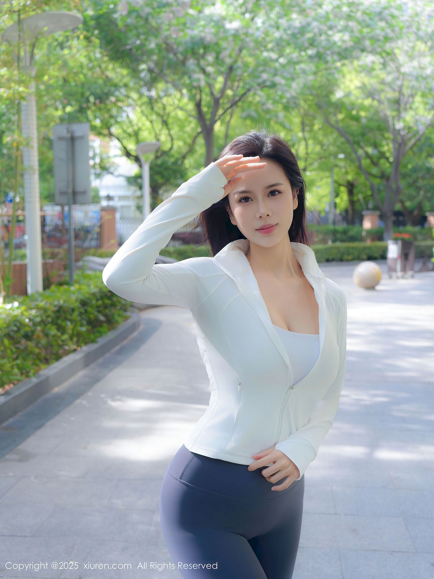 玫瑰我爱你白蓝瑜伽服性感写真