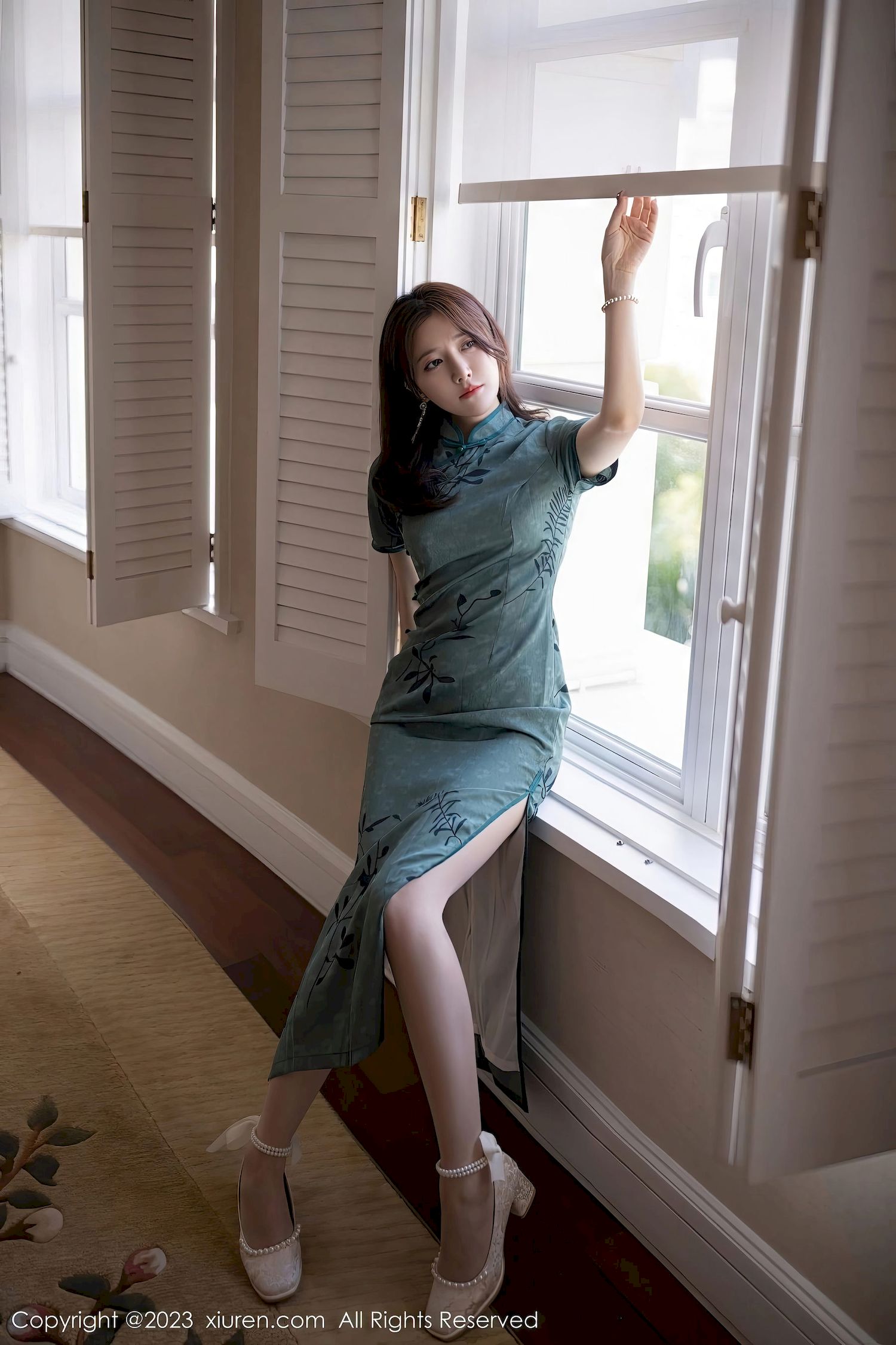 鱼子酱Fish - 旗袍+修长美腿巴厘岛旅拍