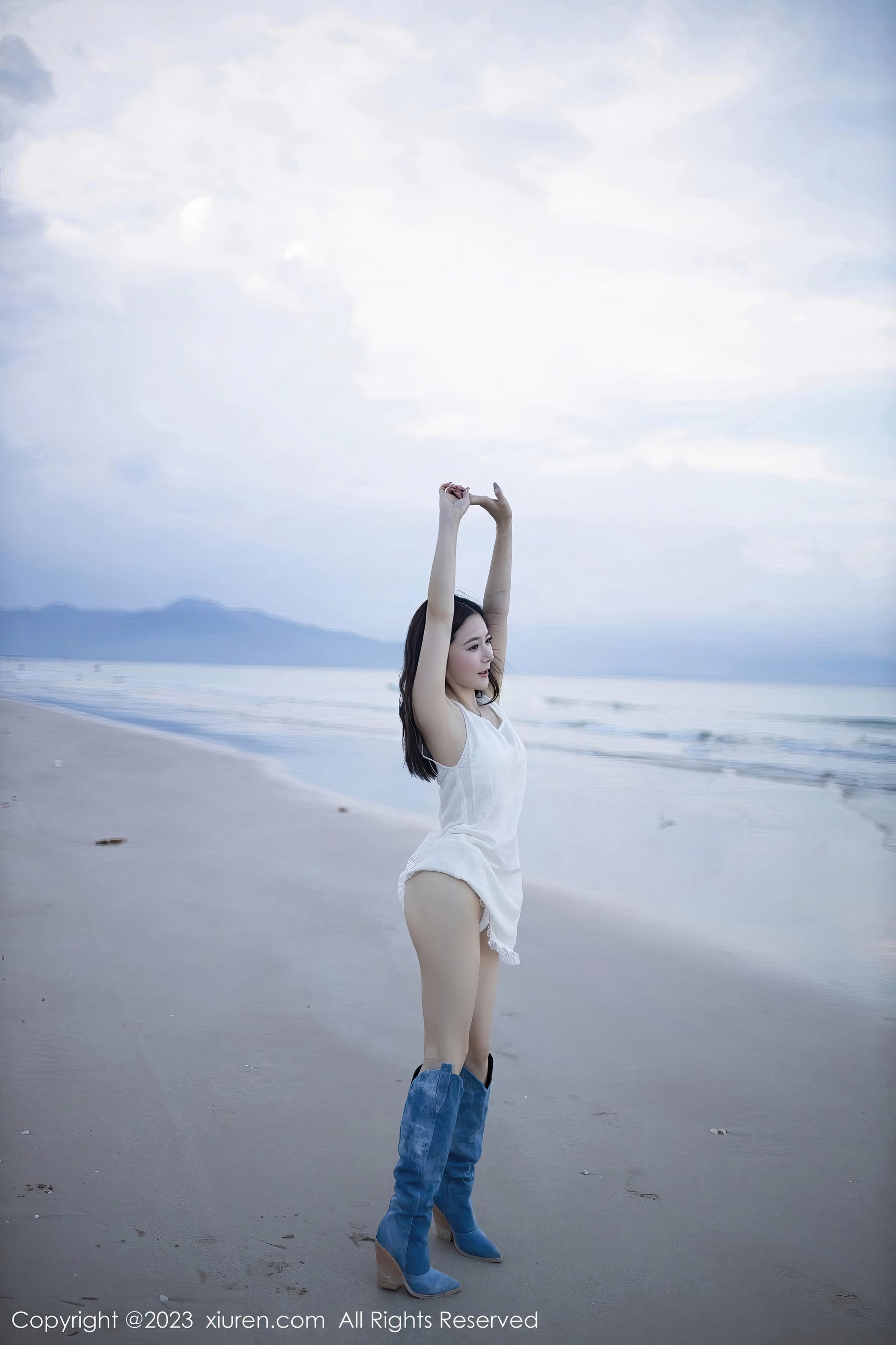 鱼子酱Fish - 比基尼+白裙巴厘岛旅拍